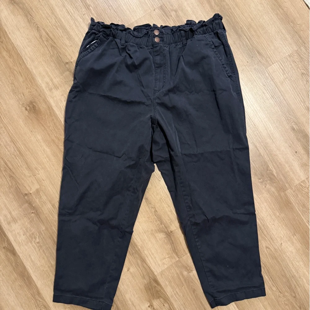 Universal Thread Bucket Waist Pants - Picture 3 of 5